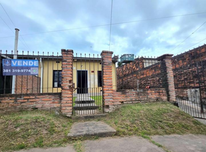 Casa · 80m² · 3 Ambientes · 1 Cochera