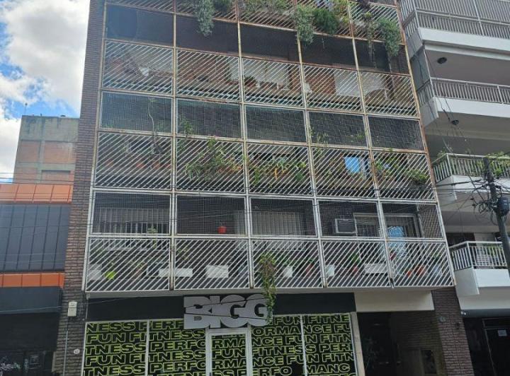 Local comercial · 300m²