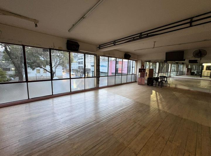 Local comercial · 100m²