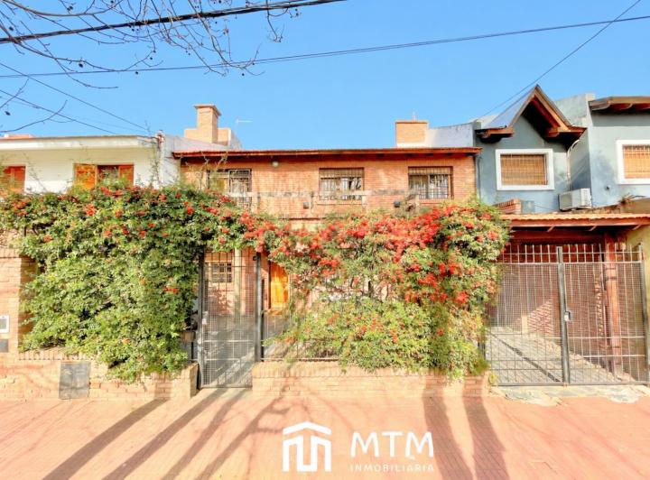Casa · 159m² · 7 Ambientes · 3 Cocheras