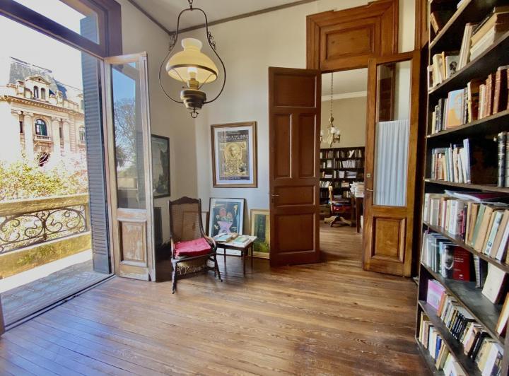 Casa · 288m² · 6 Ambientes