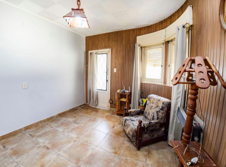 Casa · 120m² · 3 Ambientes · 2 Cocheras