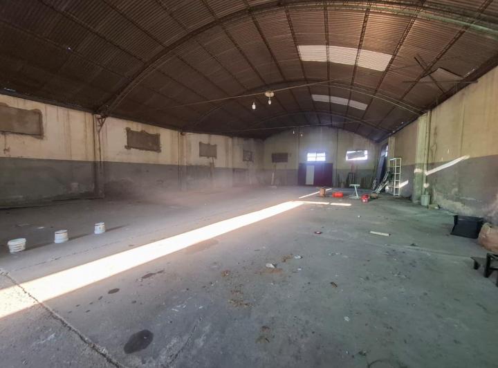 Bodega-Galpón · 406m²
