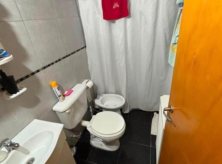 Casa · 100m² · 3 Ambientes · 2 Cocheras