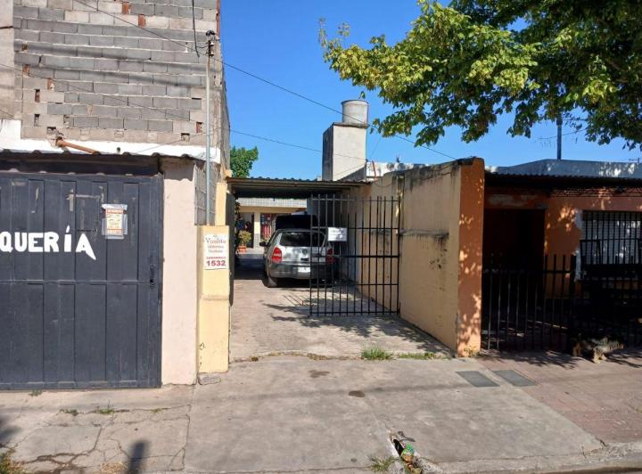 Casa · 180m² · 5 Ambientes