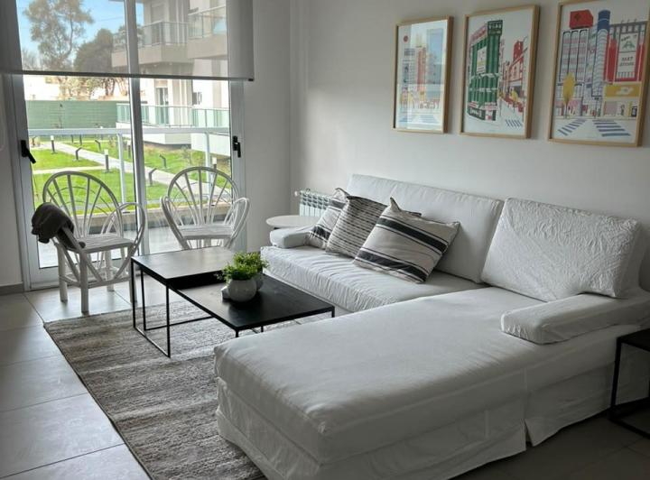 Departamento · 49m² · 2 Ambientes · 1 Cochera