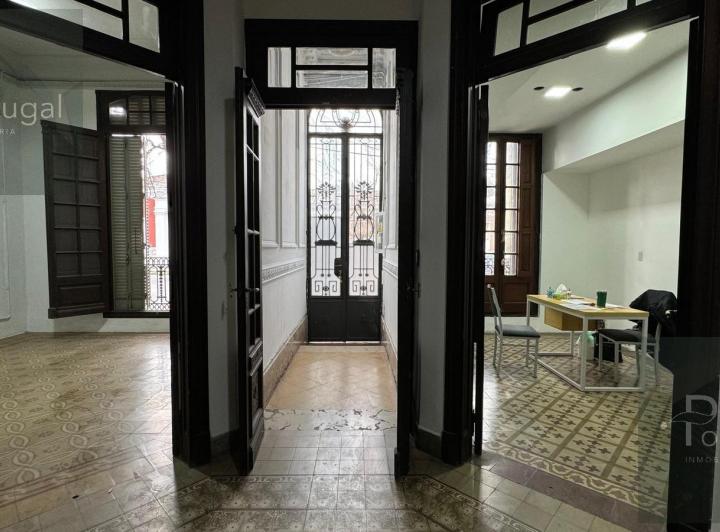Casa · 400m² · 8 Ambientes