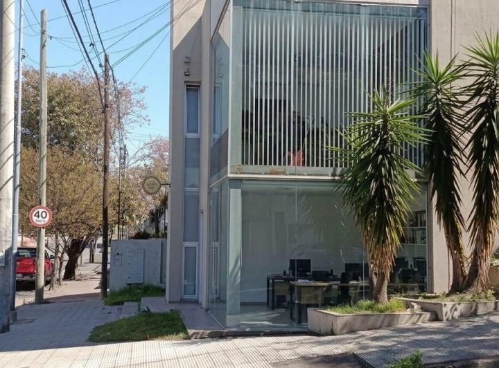 Local comercial · 30m² · 2 Ambientes