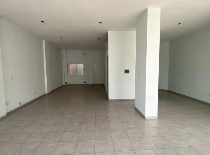 Local comercial · 70m²