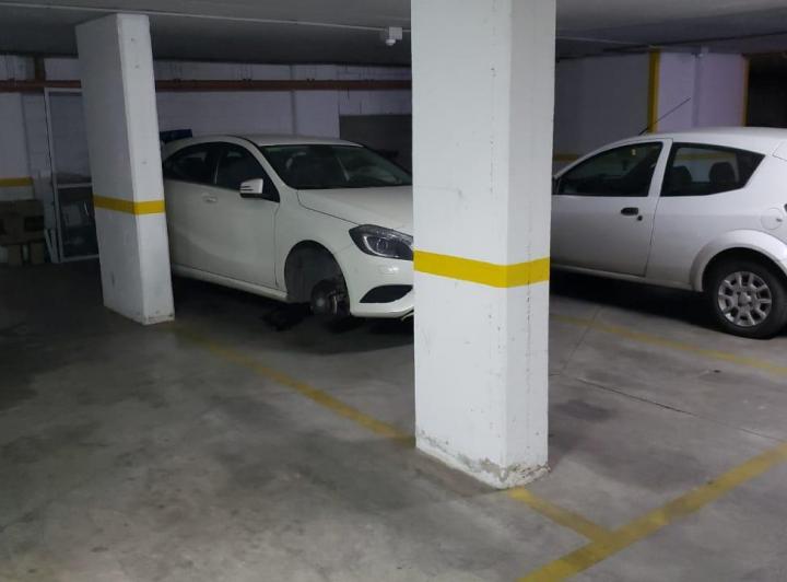 Garage · 12m²