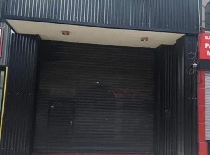 Local comercial · 256m²