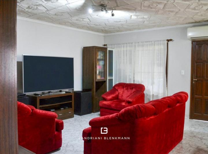 Casa · 153m² · 3 Ambientes · 1 Cochera