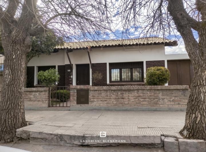 Casa · 385m²