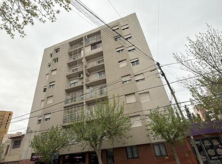 Departamento · 80m² · 5 Ambientes