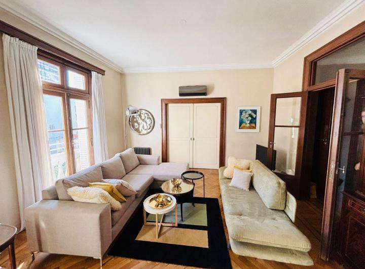 Departamento · 140m² · 6 Ambientes