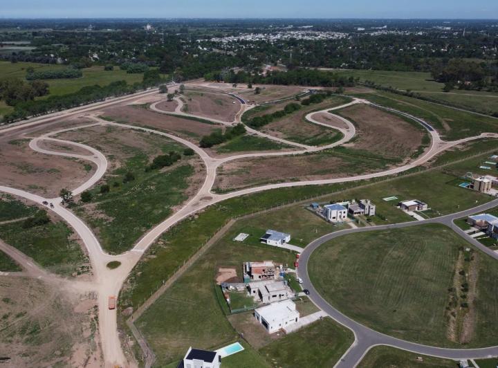 Terreno · 627m²