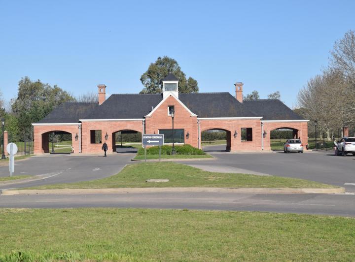 Terreno · 800m²