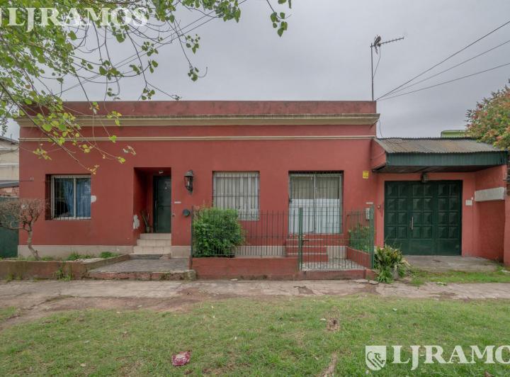 Terreno · 256m²