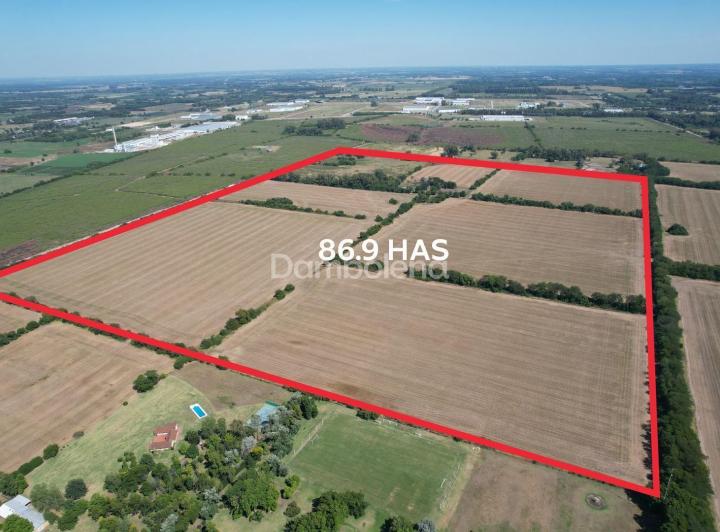 Terreno · 869349m²