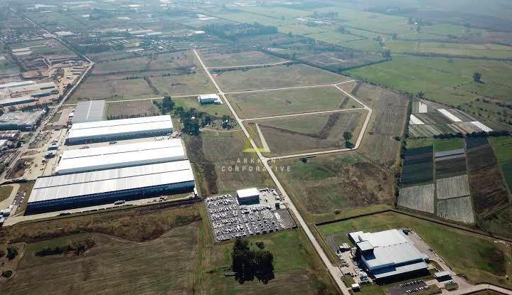 Terreno · 140000m²