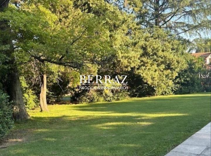 Terreno · 650m²