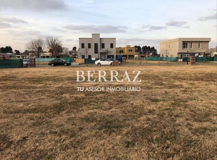 Terreno · 526m²
