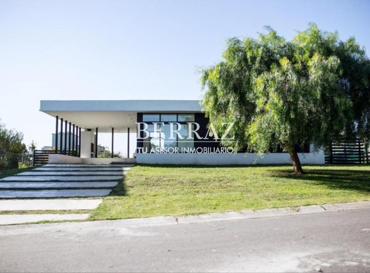 Terreno · 828m²