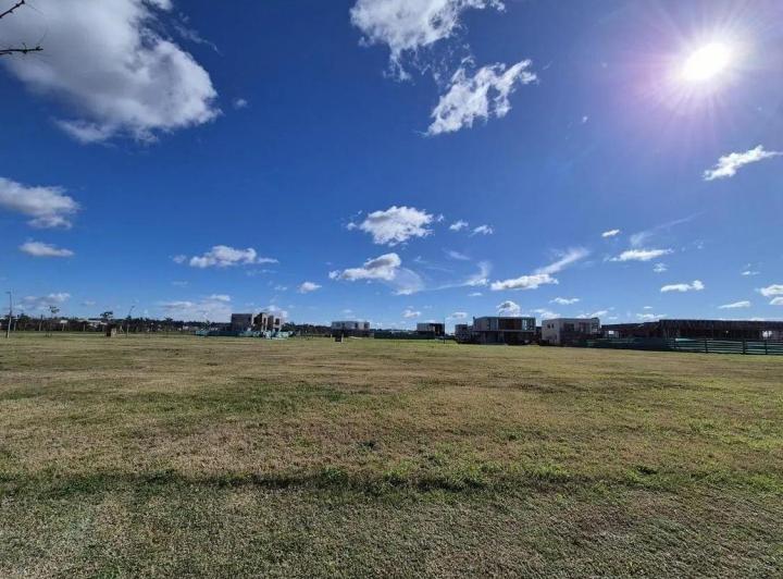 Terreno · 600m²
