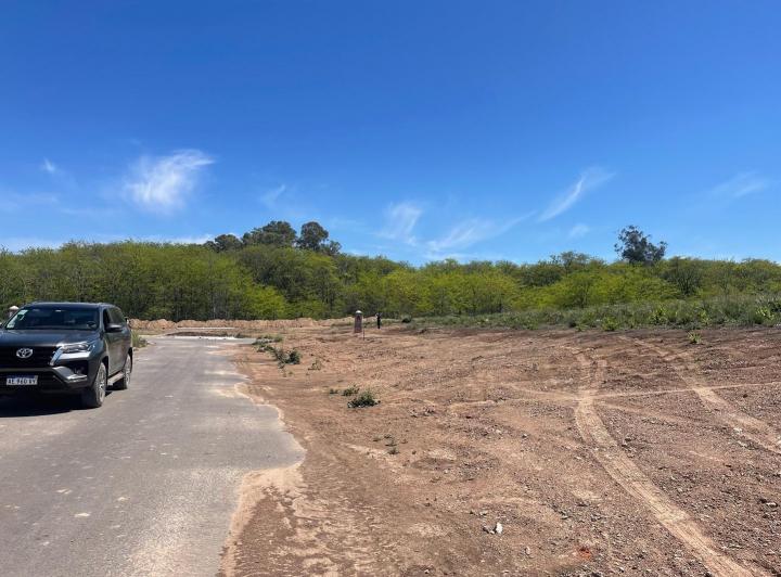 Terreno · 1080m²