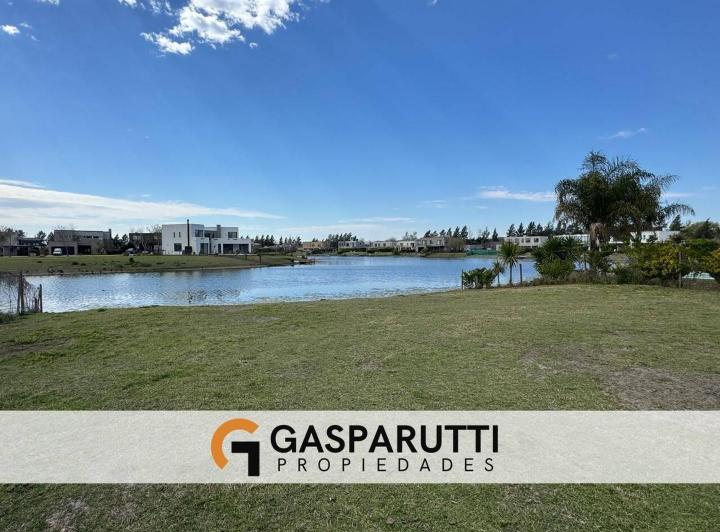 Terreno · 900m²