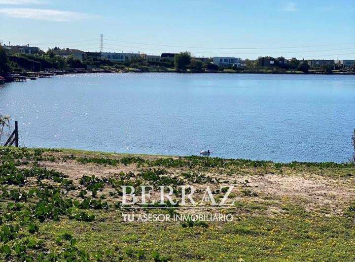Terreno · 1014m²