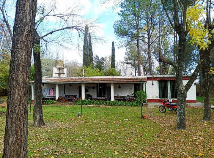 Terreno · 100m² · 3 Ambientes · 5 Cocheras
