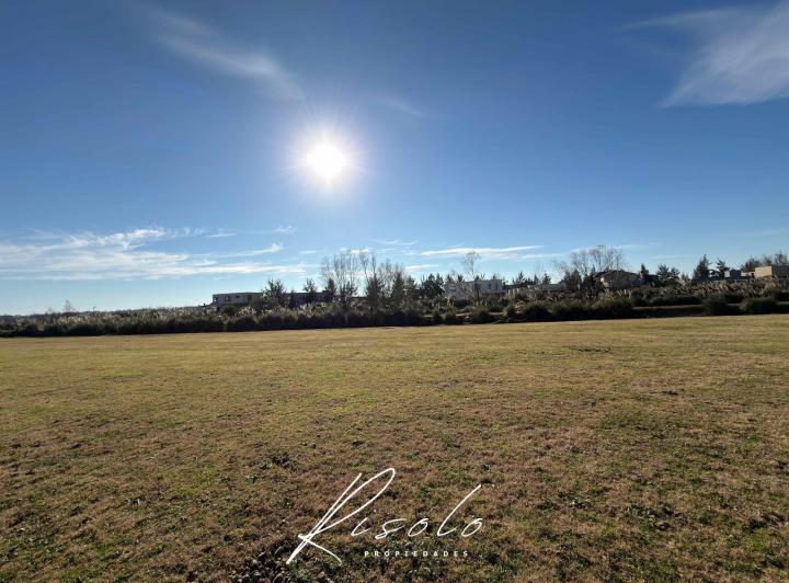Terreno · 800m²