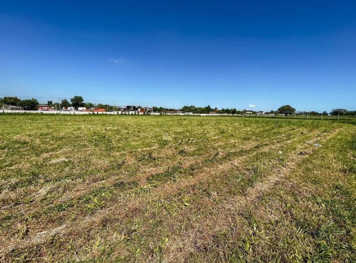 Terreno · 701m²