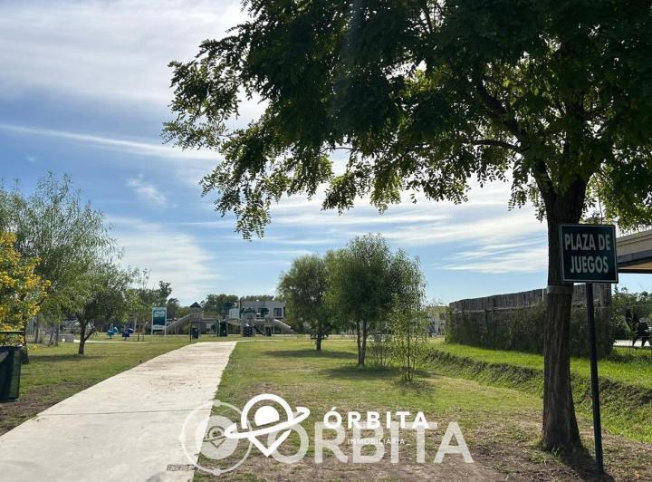 Terreno · 552m²