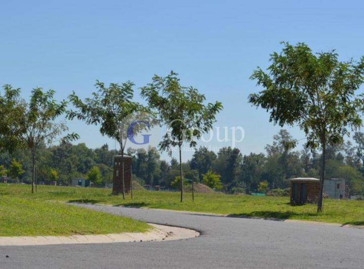 Terreno · 629m²