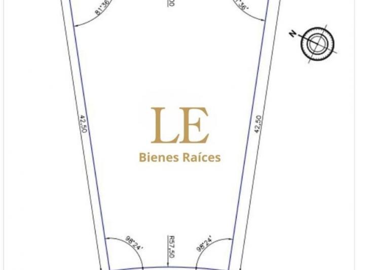 Terreno · 981m²