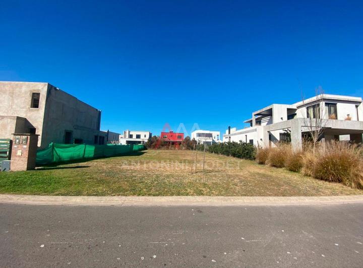 Terreno · 624m²