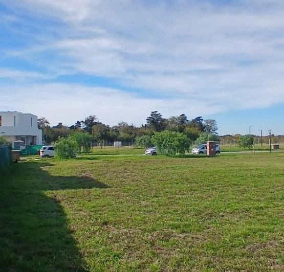 Terreno · 600m²