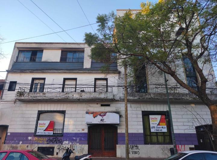 Terreno · 1042m²