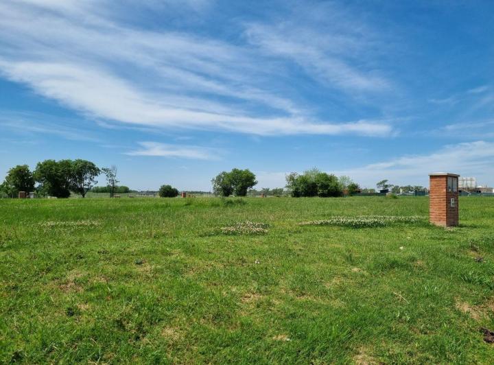 Terreno · 644m²