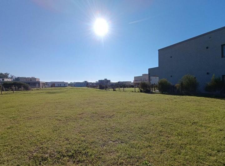 Terreno · 700m²