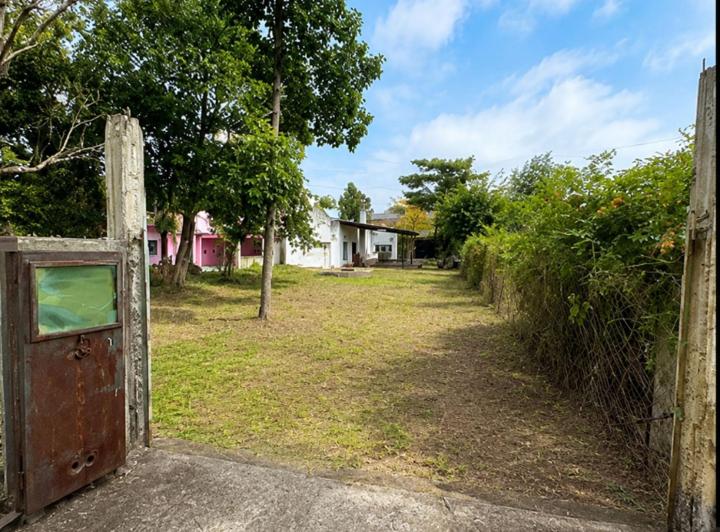 Terreno · 874m²