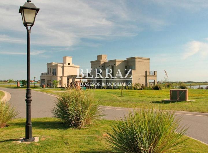 Terreno · 652m²