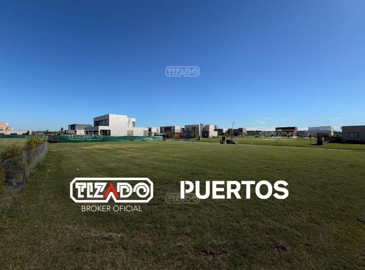 Terreno · 648m²