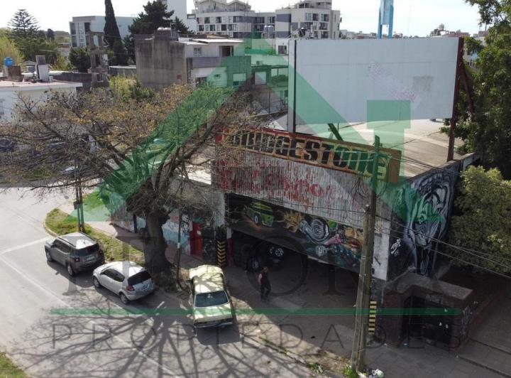 Terreno · 324m² · 4 Ambientes