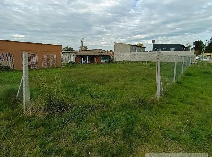 Terreno · 375m²