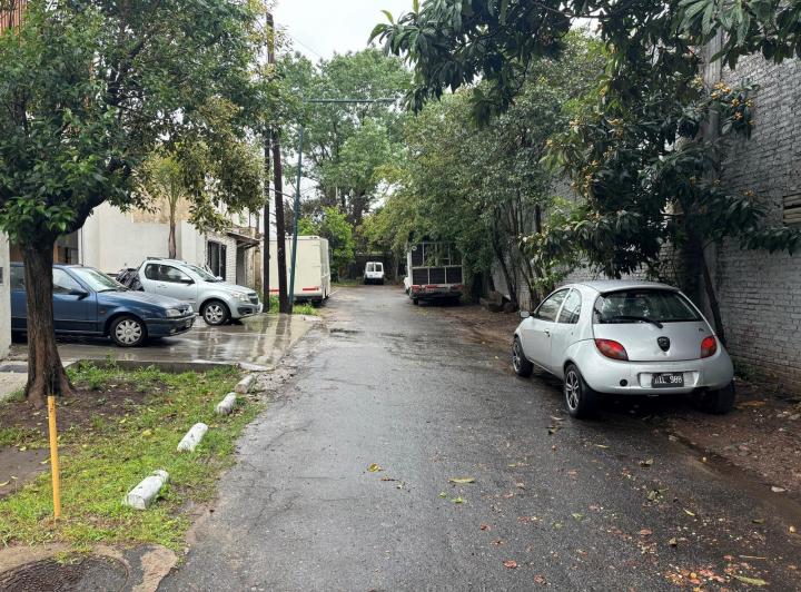 Terreno · 80m² · 3 Ambientes · 2 Cocheras