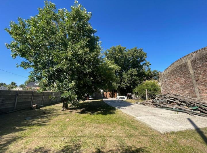 Terreno · 723m²