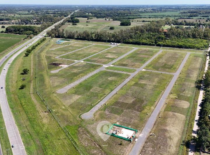 Terreno · 600m²